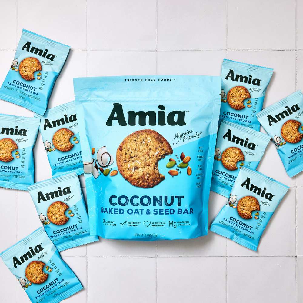 Coconut Baked Oat and Seed Bars. good food and snacks for people with migraine. Free from all the common migraine triggers