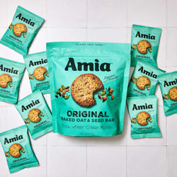 Classic Original Baked Oat and Seed Bars. good food and snacks for people with migraine. Free from all the common migraine triggers